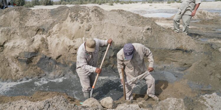 Personal de OOMSAPAS realiza reparación de colector principal para beneficio de colonia San Vicente 