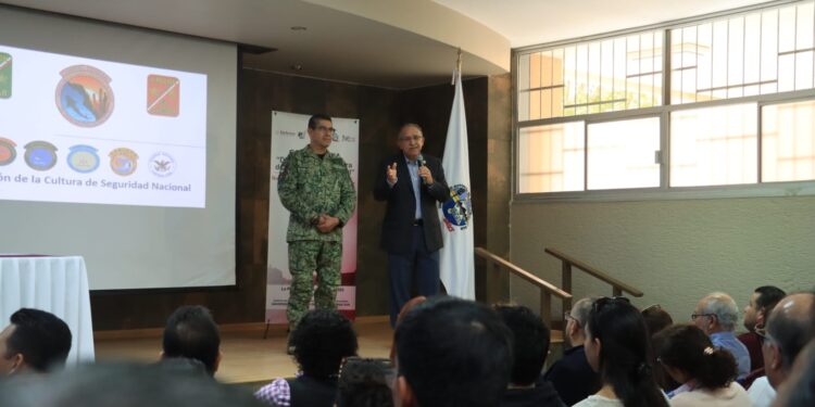SEDENA imparte conferencia en la UABCS sobre el rol de las Fuerzas Armadas en la Seguridad Nacional