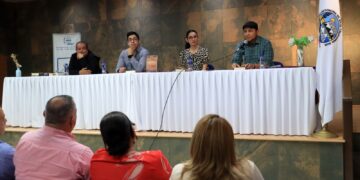 Presentan en la UABCS libro sobre experiencias docentes en torno a la Nueva Escuela Mexicana