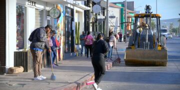 Anuncian programa de limpieza y mantenimiento en zona centro de Cabo San Lucas