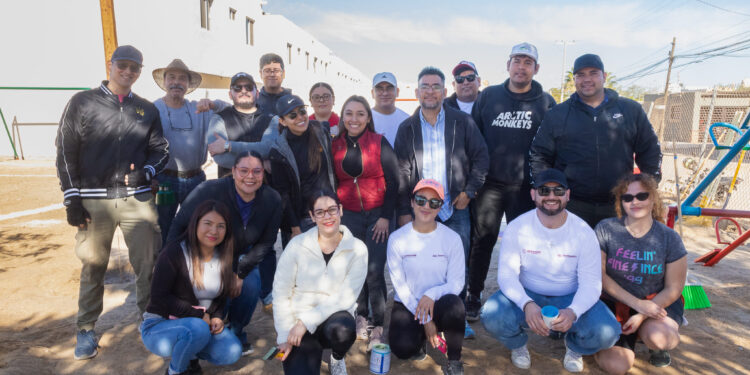 Se unen jóvenes de BCS a la primera Jornada Nacional de Rehabilitación de espacios públicos 