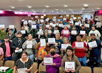 Aprueba COEPRIS curso a manejadores de alimentos que trabajarán en el Carnaval La Paz