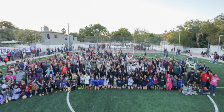 Milena Quiroga inaugura el parque de la colonia Guadalupe Victoria