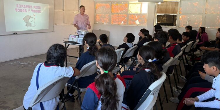 Impulsan sensibilización sobre inclusión en estudiantes de secundaria