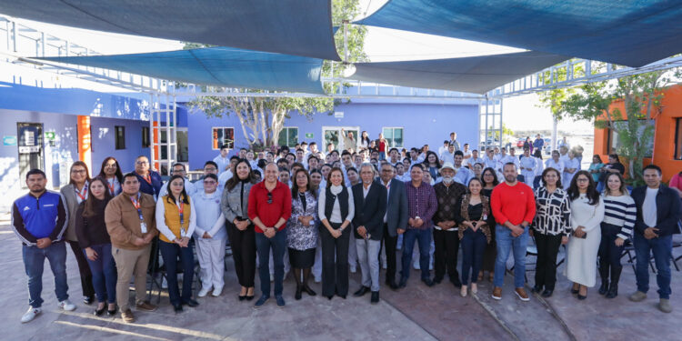 Milena Quiroga firma de convenio de colaboración con la UNIPAZ 