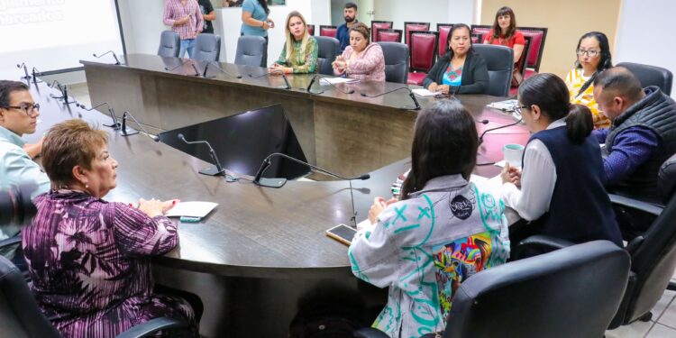 Definen lineamientos para el funcionamiento del Mercado Étnico