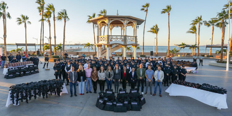 Milena Quiroga refuerza la seguridad en La Paz con entrega de equipo a Policías Municipales