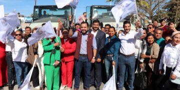 Entrega alcalde Christian Agúndez dos barredoras mecánicas para Servicios Públicos