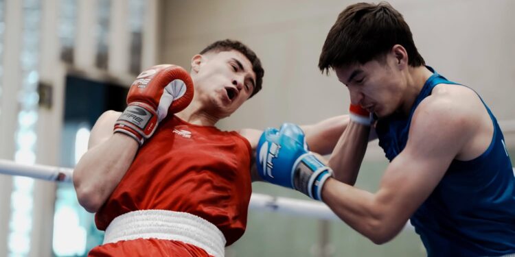 REGRESA EMILIANO REDUCINDO A LOS ENTRENAMIENTOS DE CARA AL MUNDIAL DE BOX