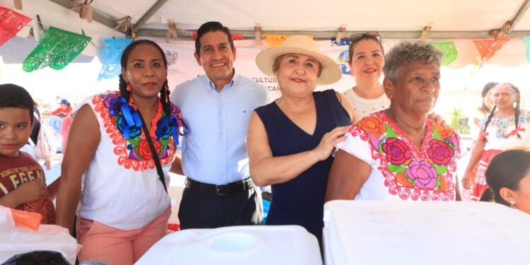 Autonomía económica de las mujeres en el marco del día internacional de la mujer