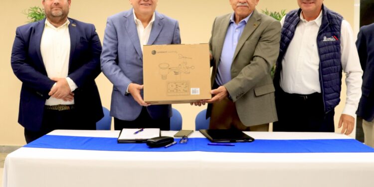 UABCS fortalece su red de monitoreo meteorológico en tiempo real con estación en Chilpancingo, Guerrero 