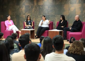 Reflexionan en la UABCS sobre mujeres jóvenes y el ejercicio de sus derechos