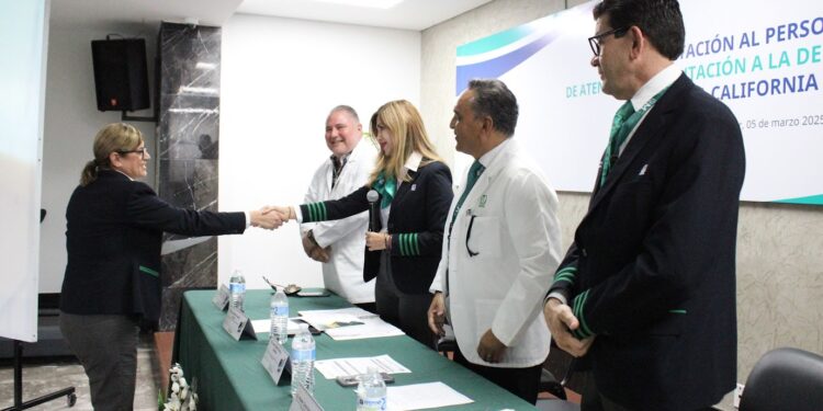 Realiza IMSS Baja California Sur Capacitación a Personal de Atención y Orientación a la Derechohabiencia