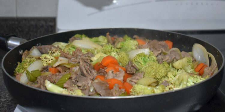 Llama IMSS Baja California Sur a disminuir consumo de sal