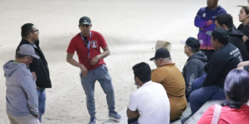 Ayuntamiento de La Paz continúa trabajando en la mejora de espacios deportivos 