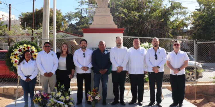 Conmemoran 219 Aniversario del Natalicio de Benito Juárez en Cabo San Lucas 
