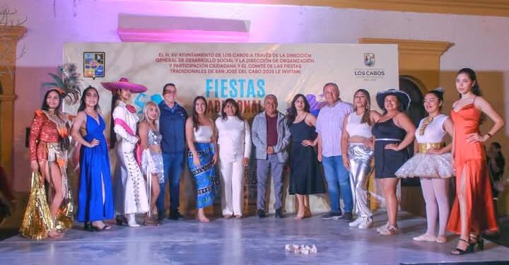 Participan en gallo vehicular candidatas a reina de Fiestas Tradicionales San José del Cabo 2025    