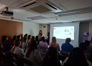  NORMALIZACIÓN DE LA VIOLENCIA PATRIARCAL TEMA IMPARTIDO POR LA PGJE A MUJERES DEL SAT