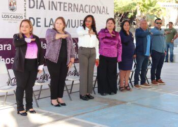 En Cabo San Lucas, llaman a unir esfuerzos para cerrar brecha de género 