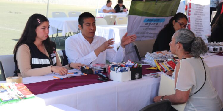Acercan vacantes de empleo a habitantes de colonia Gastélum en Cabo San Lucas