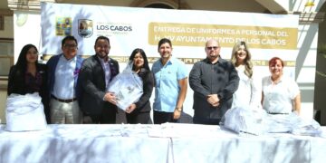 A finales de marzo, entregarán más uniformes nuevos a trabajadores del Ayuntamiento de Los Cabos 