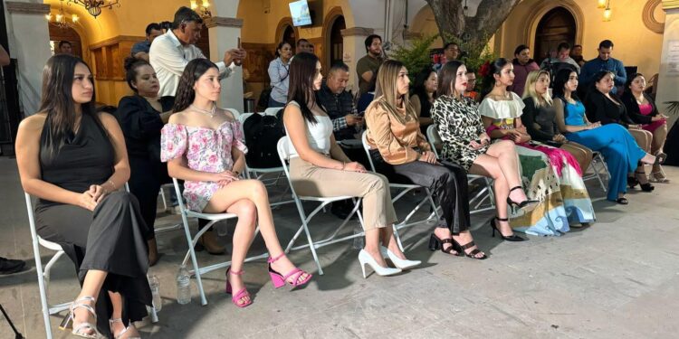 Presentan a candidatas del certamen Reinas de las Fiestas Tradicionales San José del Cabo 2025 