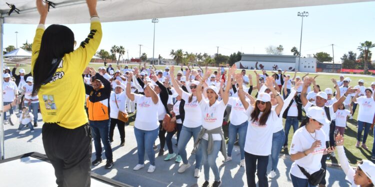 Celebran Día de la Familia con actividades recreativas y deportivas en Cabo San Lucas