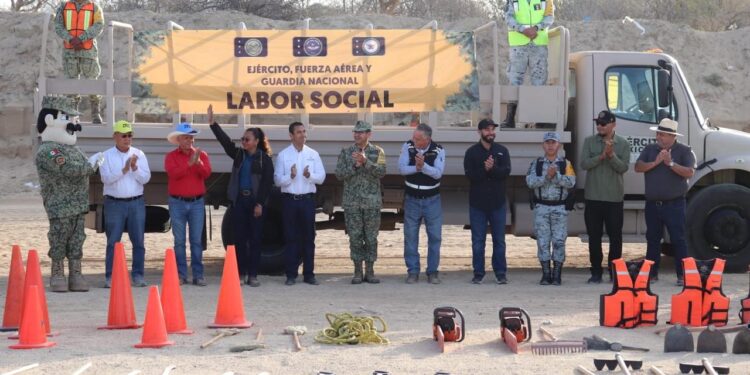 Realizan jornada de limpieza y atención social colonia Gastélum, en Cabo San Lucas