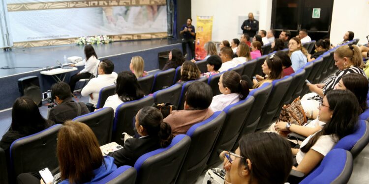 Realizan en Los Cabos foro sobre Guía para Atención de Niñas, Niños y Adolescentes Migrantes