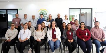 Suscriben un convenio entre ICATEBCS y la empresa Negocio Agrícola San Enrique, S.A. de C.V.