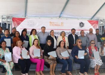 Entrega SEP 61 plazas a personal de apoyo y asistencia a la educación