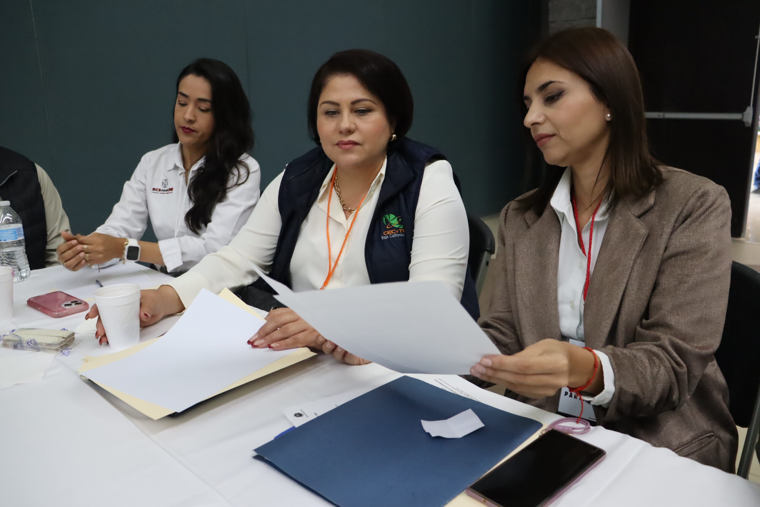 Participan más de 500 docentes en Foro del Nuevo Sistema para Maestras y Maestros