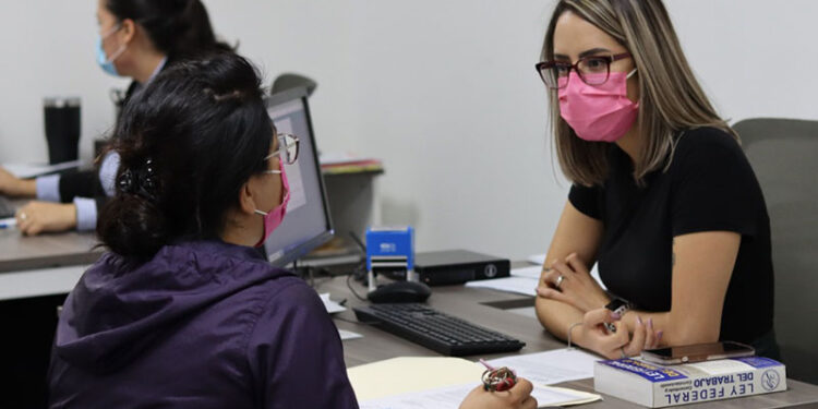 La Secretaría del Trabajo proporciona apoyo jurídico a mujeres víctimas de violencia laboral