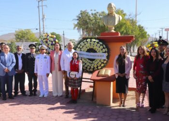 Preside Castro Cosío la ceremonia por el 219 Aniversario del Natalicio de Benito Juárez García
