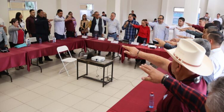 Atiende Saúl González Núñez, temas de seguridad y protección civil en Loreto