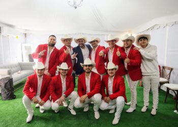 Raúl Hernández, Hijos de Barrón y Su Majestad La Brissa protagonizaron el tercer día de Fiestas Tradicionales San José del Cabo 2025