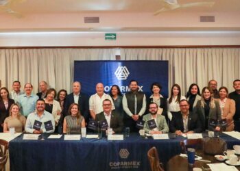 Destaca Milena Quiroga avances municipales ante sector empresarial