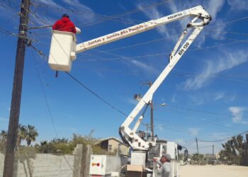 Más de 140 luminarias rehabilitadas en Todos Santos