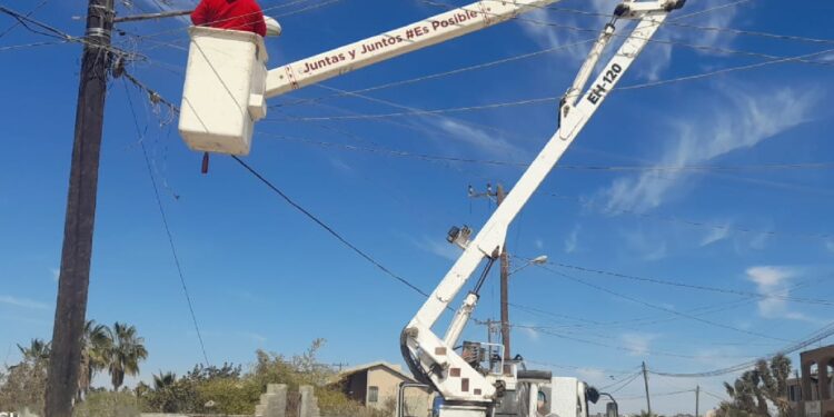 Más de 140 luminarias rehabilitadas en Todos Santos