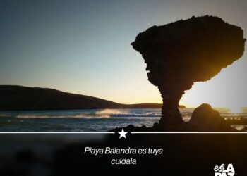 Playa Balandra es un Área Natural Protegida con acceso gratuito para los locales
