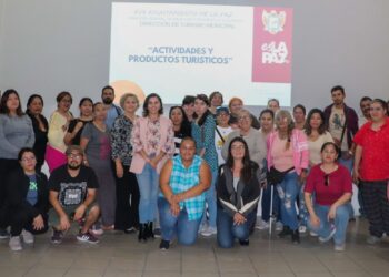 Artesanos de La Paz fortalecen su rol como promotores turísticos