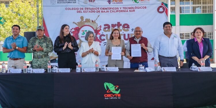 Firma Milena Quiroga convenio con CECYTE para el desarrollo integral de las y los estudiantes