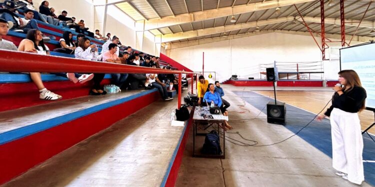 LLEVA FGR CAMPAÑA “ALÉJATE DE LAS DROGAS, ELIGE SER FELIZ” A ESTUDIANTES DE TELEBACHILLERATO COMUNITARIO EN COMONDÚ