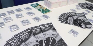 Acerca IMSS Baja California Sur servicios de salud reproductiva a alumnos de la UABCS