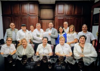 Se reúne alcalde Christian Agúndez con pensionados y jubilados; apoyará sus solicitudes 