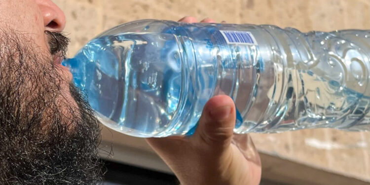 Llama IMSS BCS a prevenir deshidratación ante aumento de temperaturas en la región 