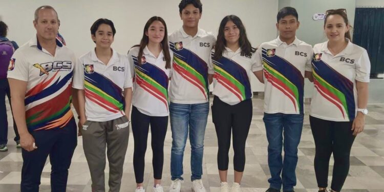 CLAVADISTAS SUDCALIFORNIANOS BUSCARÁN SU PASE A LA OLIMPIADA NACIONAL 2025