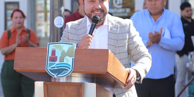 Llama alcalde Christian Agúndez a fortalecer inclusión y empatía con la ciudadanía