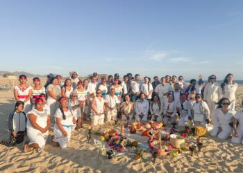 Conmemoran Día Mundial de la Madre Tierra con rituales ancestrales en playa Migriño