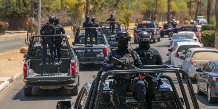 Llama Policía Municipal de Los Cabos a adoptar medidas de seguridad durante Semana Santa 2025